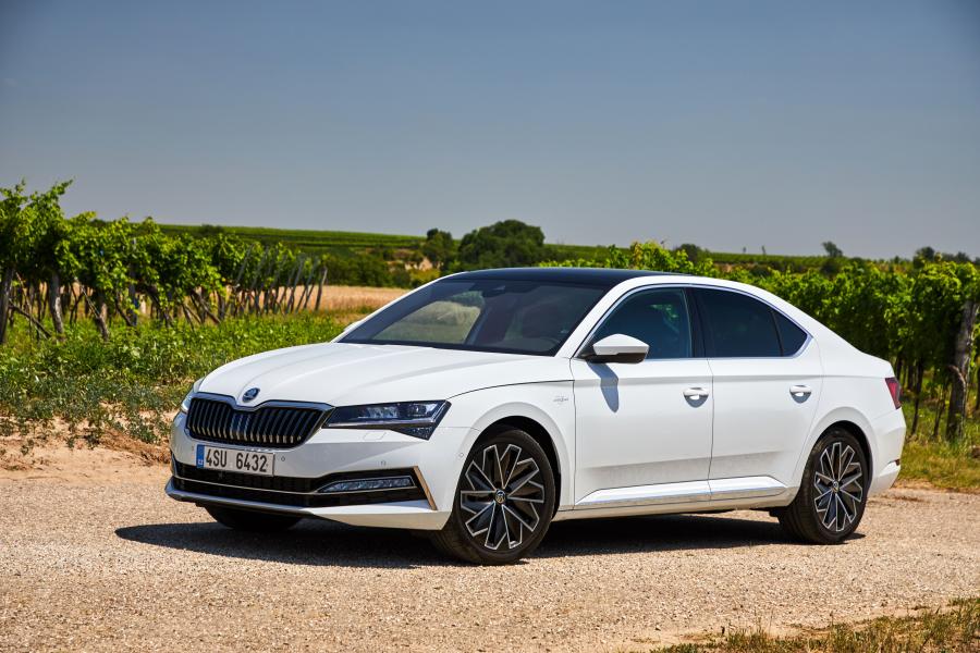  Skoda Superb 4x4 2019 года  (WW) (фото 1 из 2)